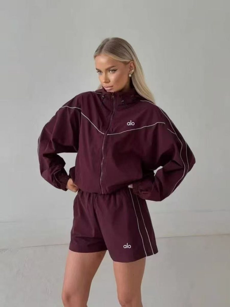 alo Jacket and Shorts Set - Burgundy
