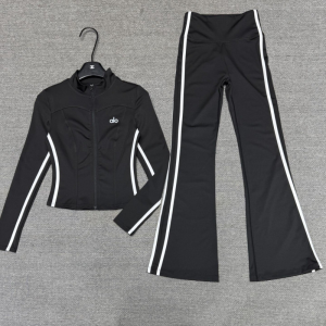 alo Zip-Up Yoga Set - Black